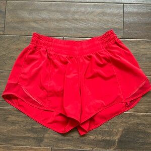 Size 6 Lululemon 4’